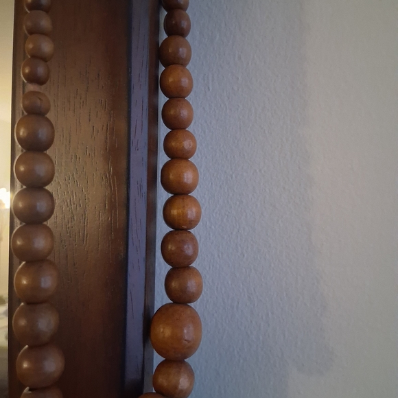 Elegant Brown Beaded Necklace - Picture 2 of 7